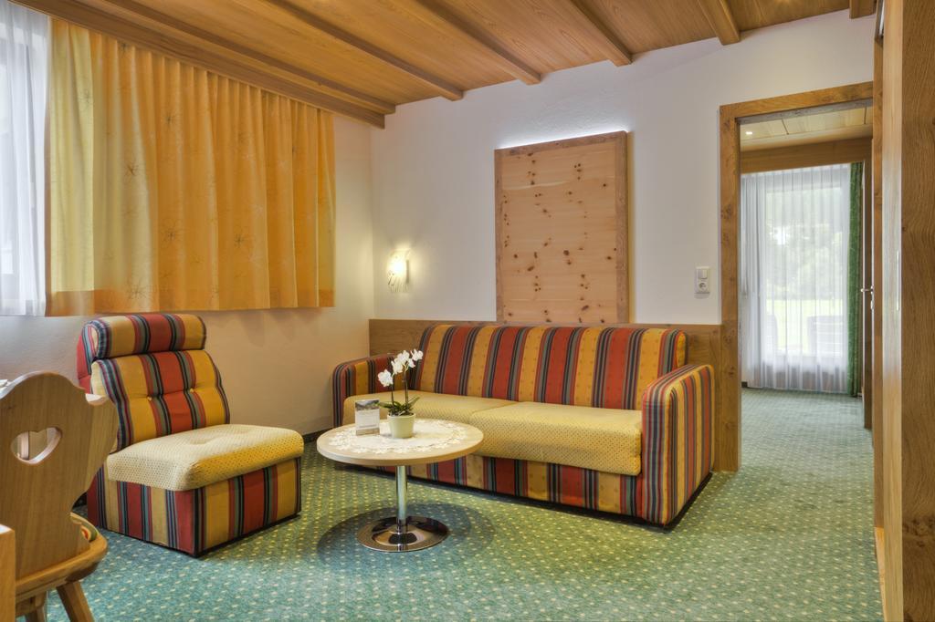 Bergsporthotel Antonie 그리스 임 젤라인 외부 사진